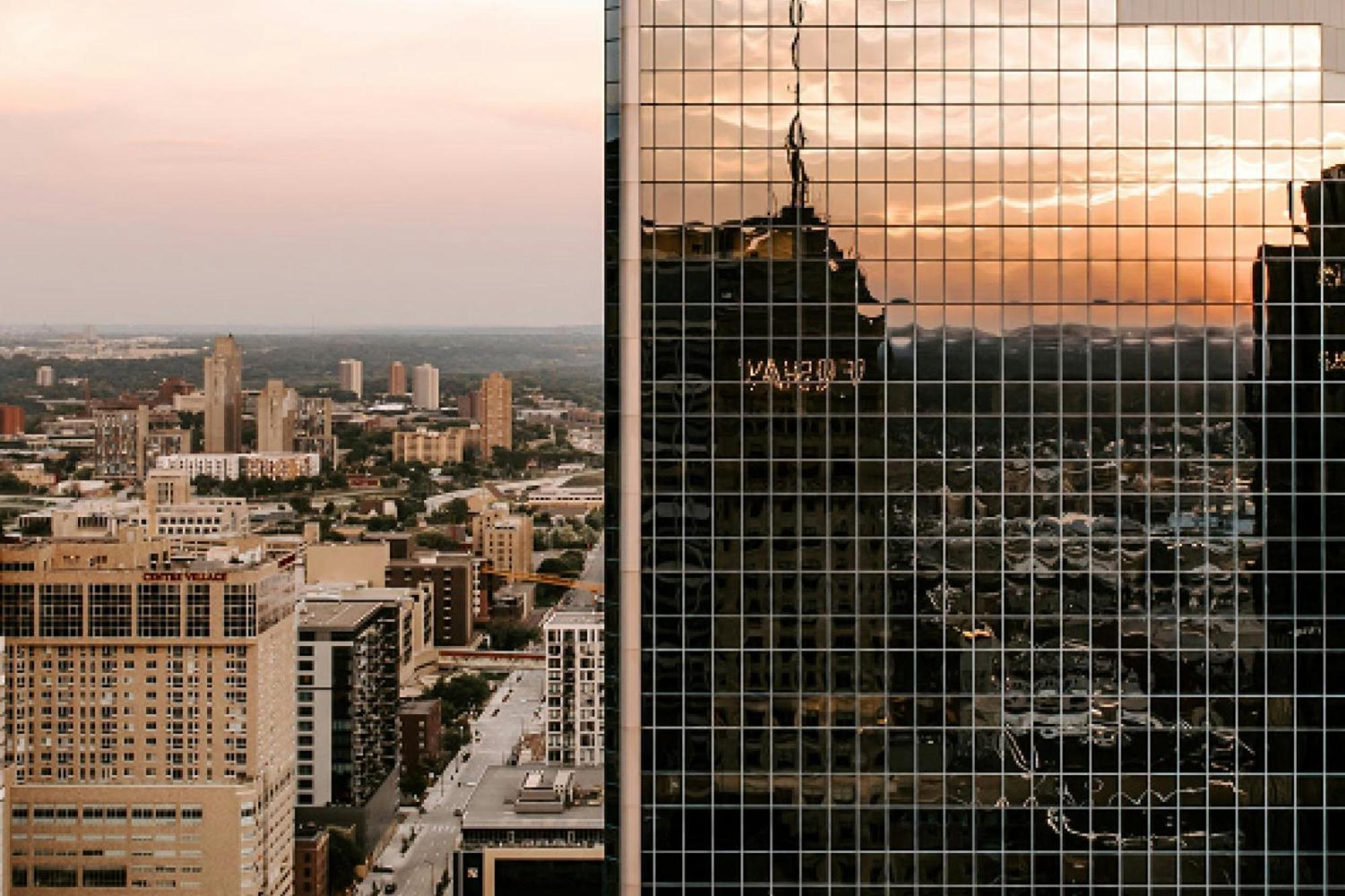 W Minneapolis - The Foshay Exterior foto